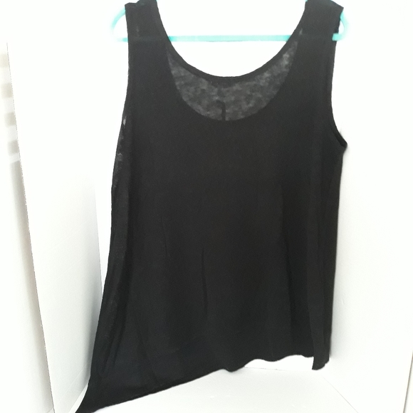Lisa Todd Tank 100% Linen Scoop Neck 1X  Black Comfy Asymmetrical Hem NEW - Picture 5 of 15